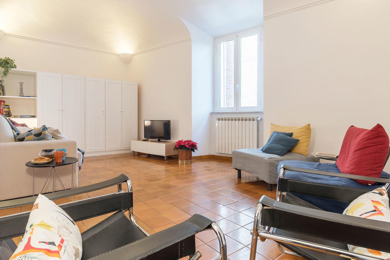 Casa Dell'Arco Apartment โรม ภายนอก รูปภาพ