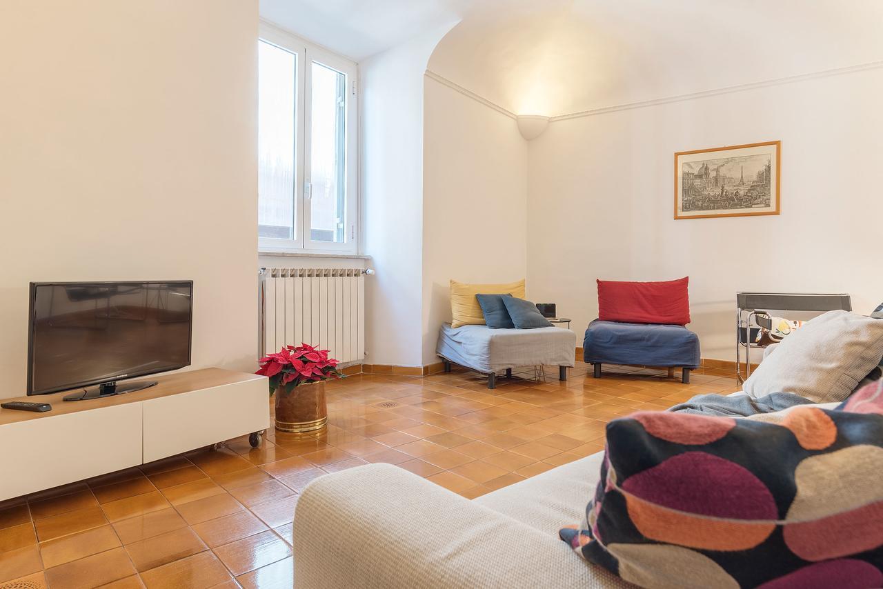 Casa Dell'Arco Apartment โรม ภายนอก รูปภาพ